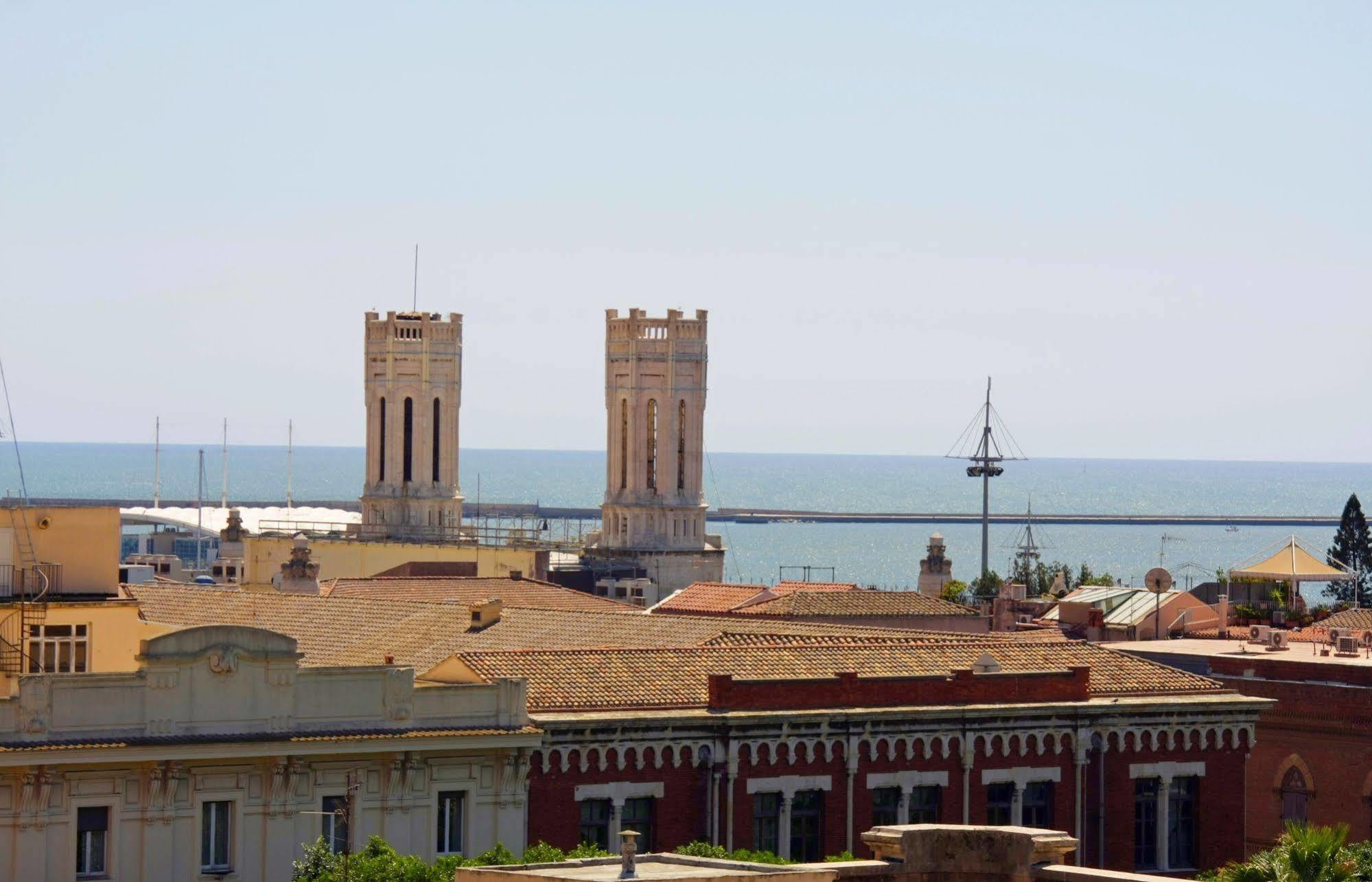 Brezza Marina Luxury Rooms Cagliari Dış mekan fotoğraf
