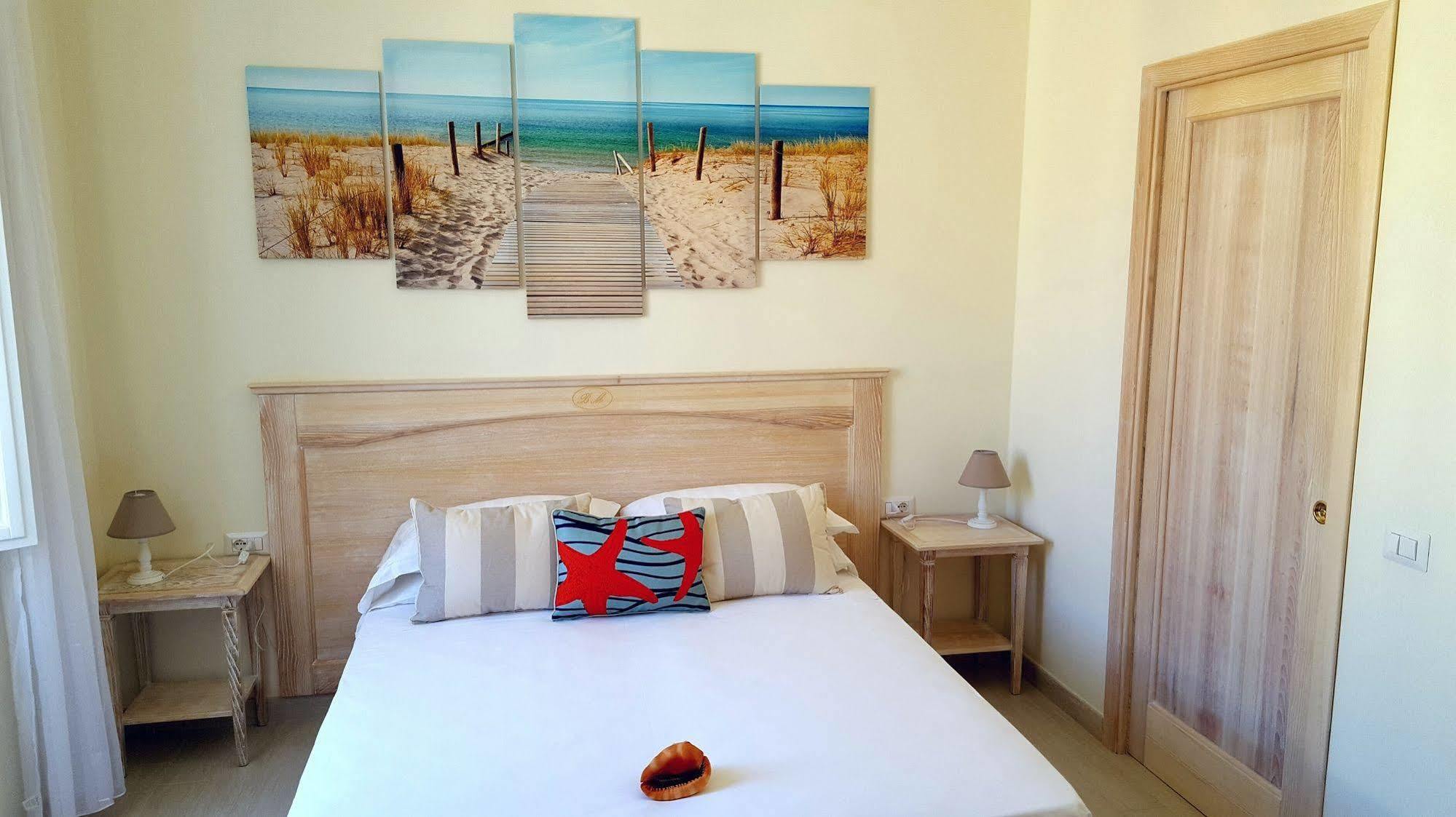 Brezza Marina Luxury Rooms Cagliari Dış mekan fotoğraf