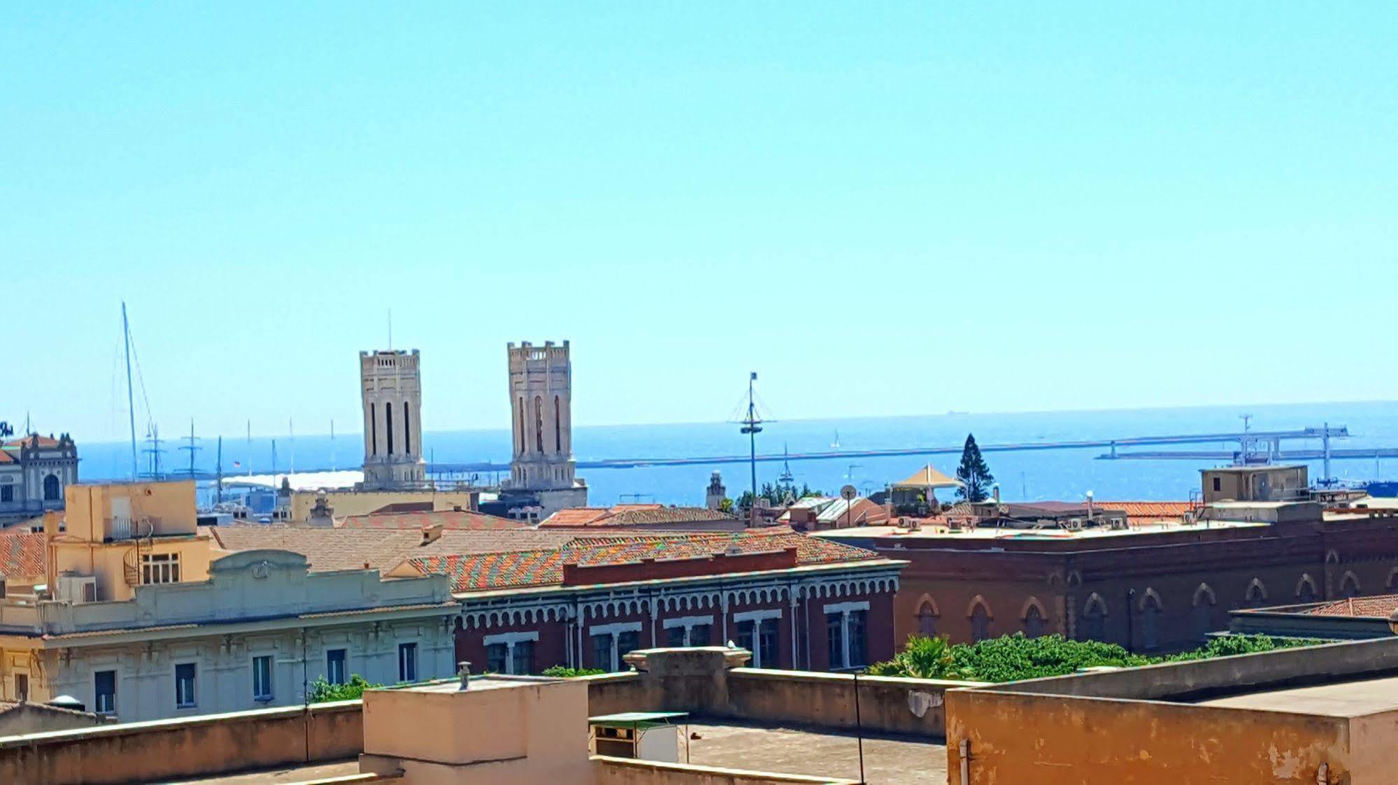 Brezza Marina Luxury Rooms Cagliari Dış mekan fotoğraf